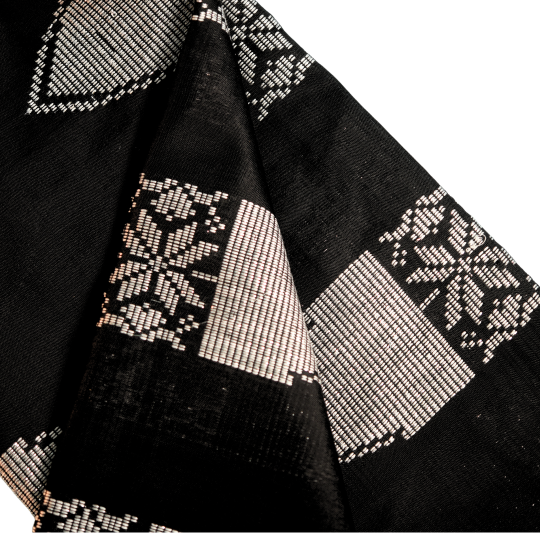 Pilupan Inaul (Black and Silver) from Sultan Kudarat